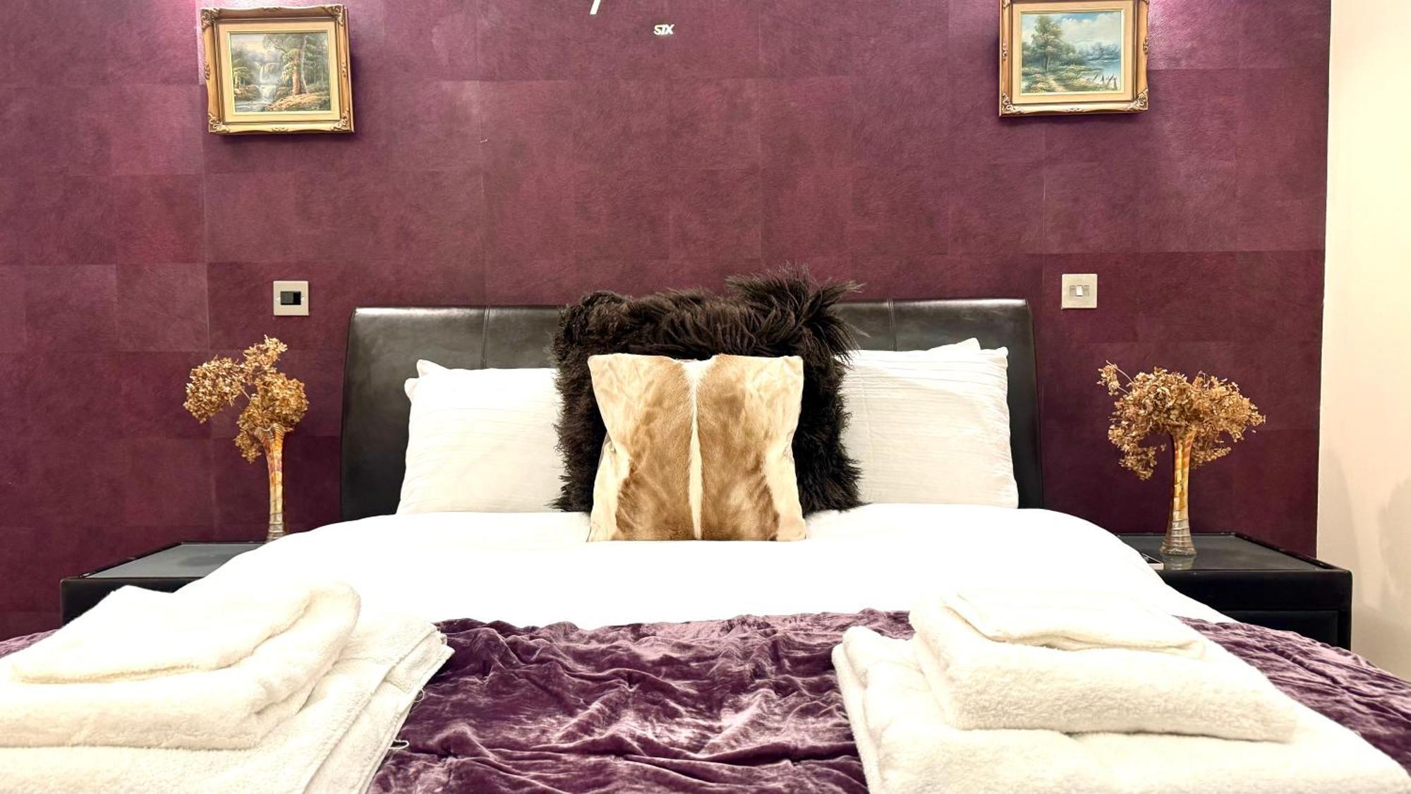 Apartment 2 Bedroom In South Kensington By Wild