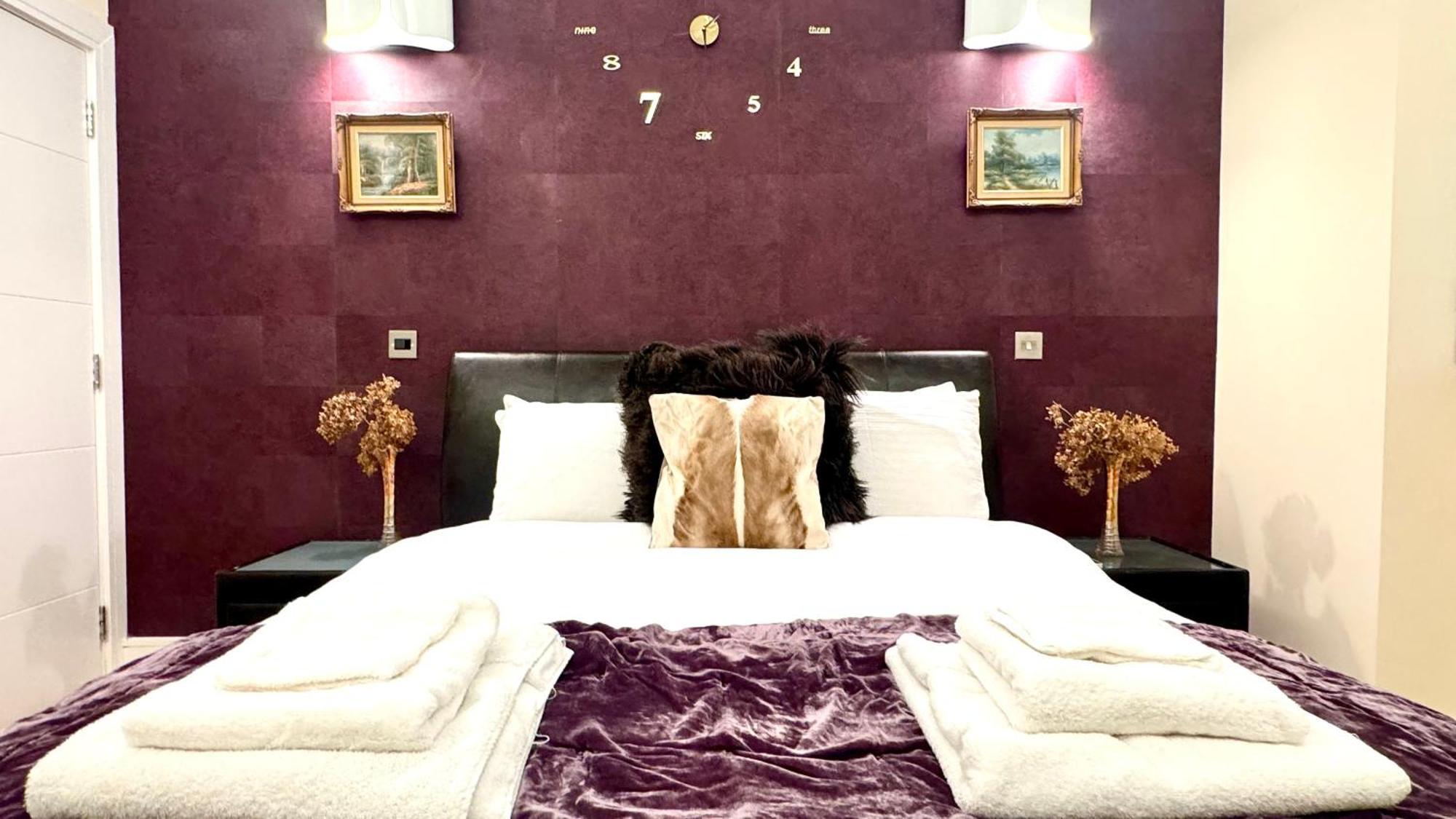 2 Bedroom In South Kensington By Wild Apartment